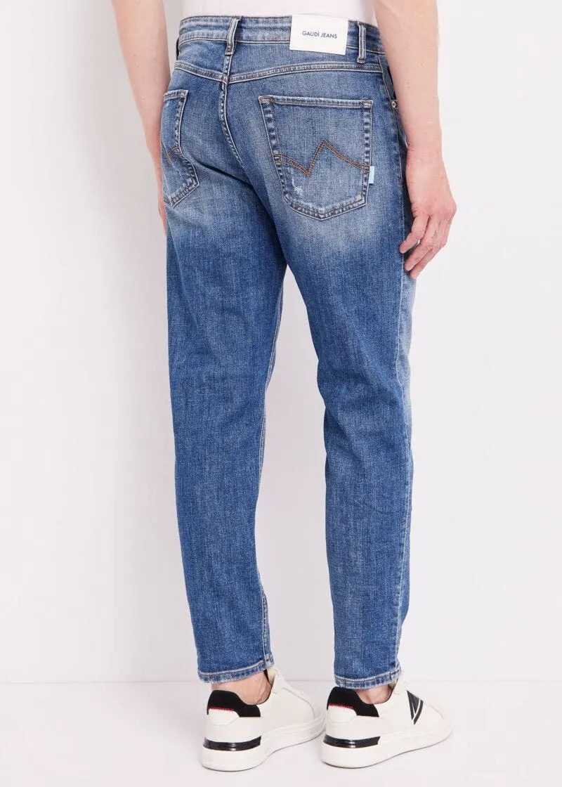 Jeans con dettagli destroyed
