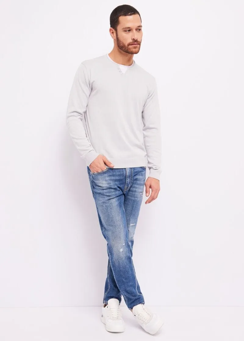 Jeans con dettagli destroyed